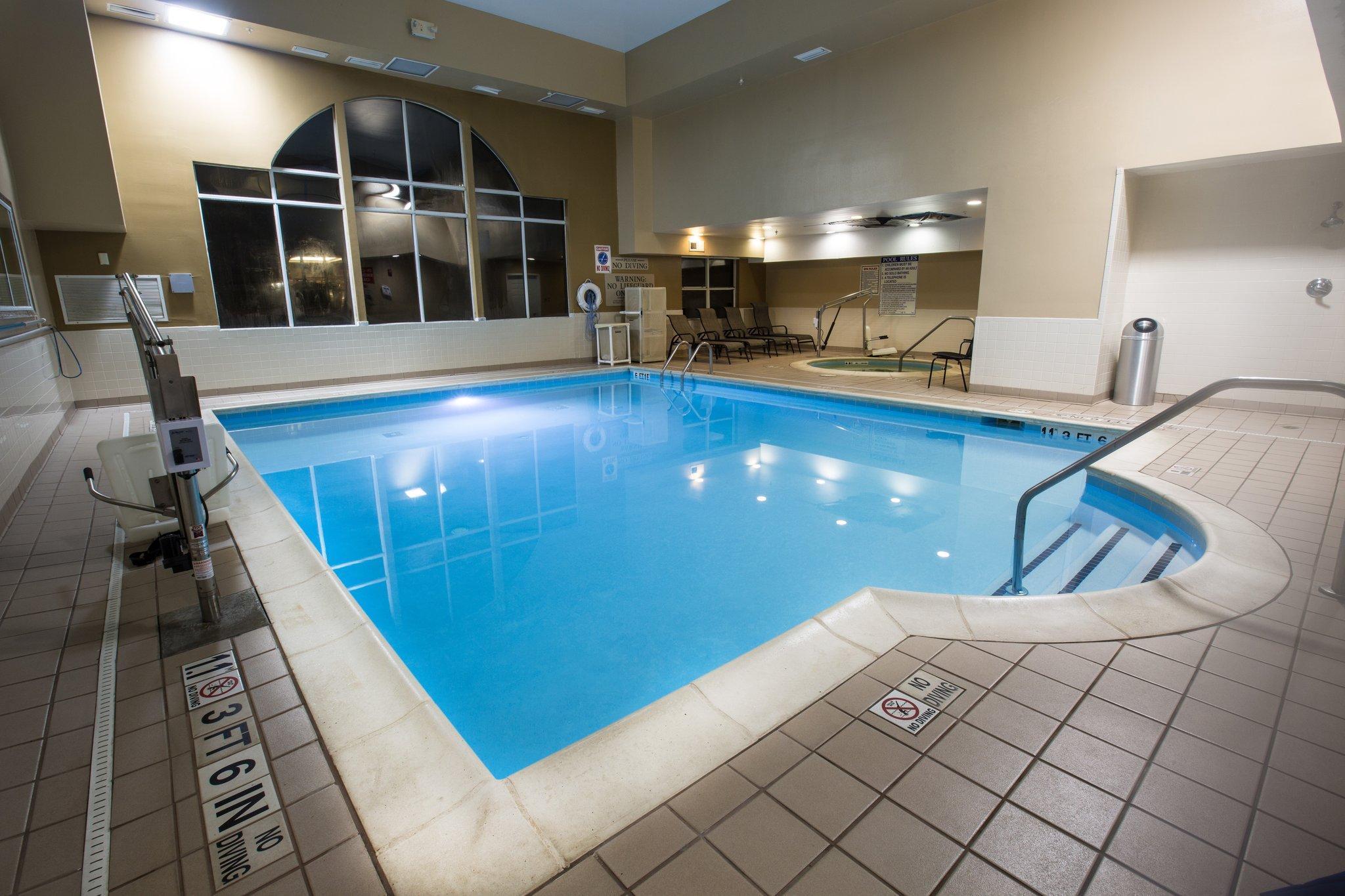 Holiday Inn Express Alpharetta - Roswell By Ihg Eksteriør billede