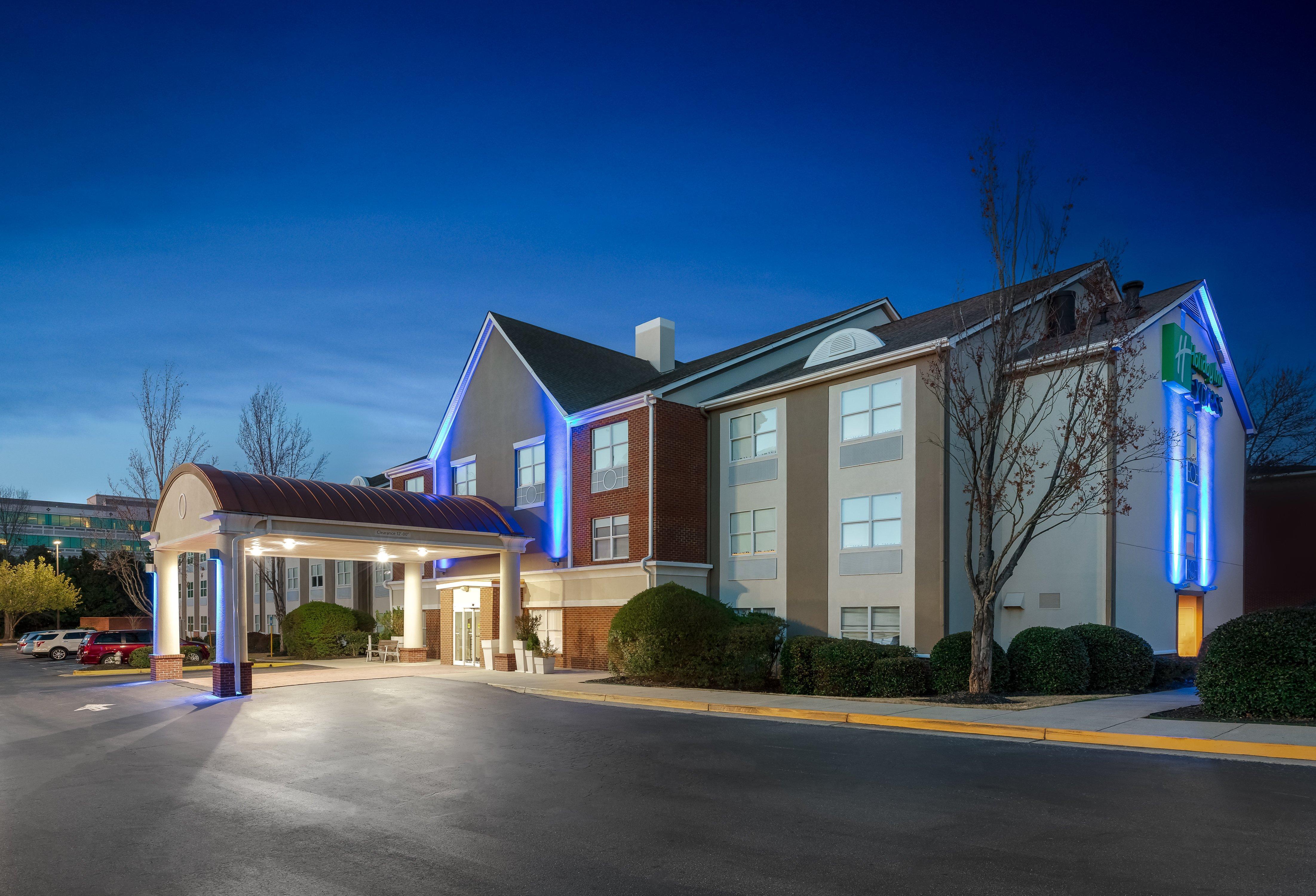 Holiday Inn Express Alpharetta - Roswell By Ihg Eksteriør billede