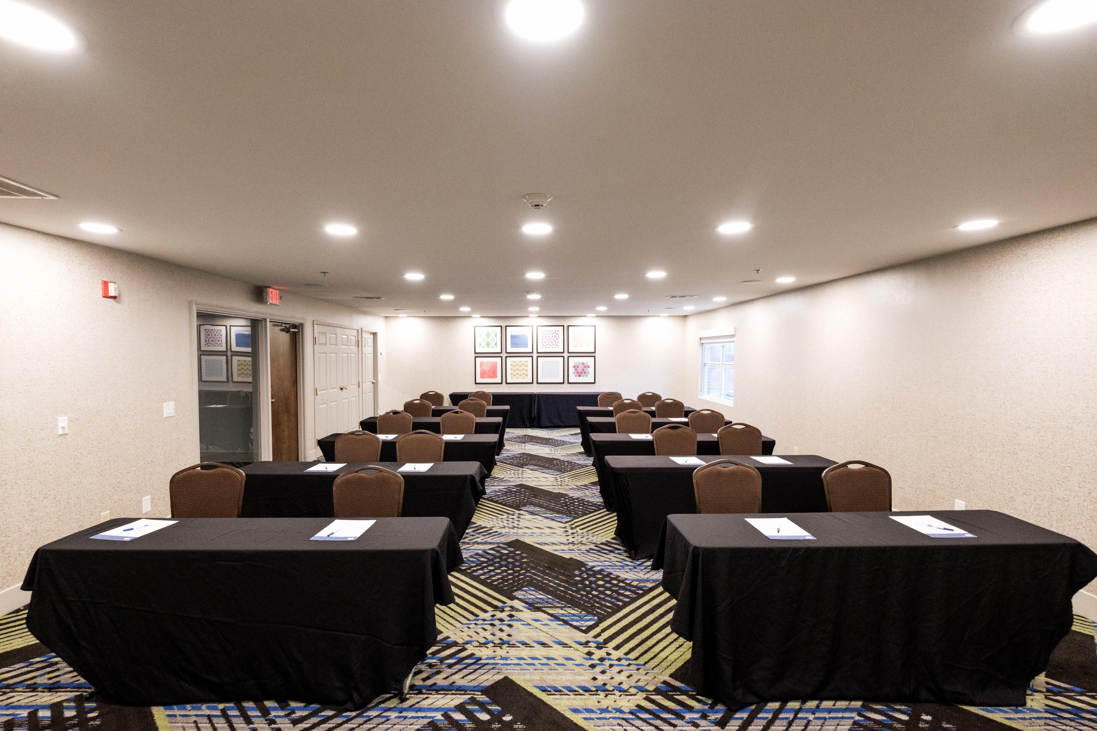 Holiday Inn Express Alpharetta - Roswell By Ihg Eksteriør billede