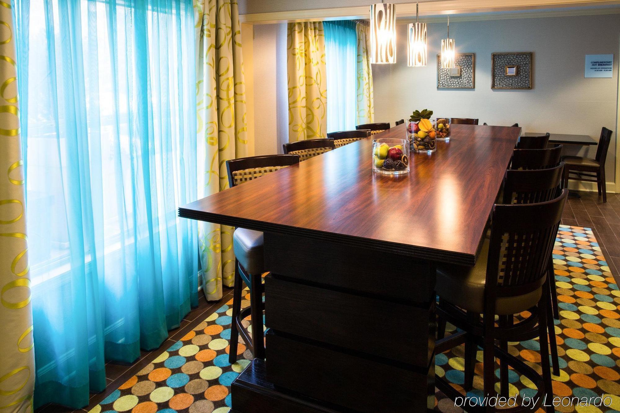 Holiday Inn Express Alpharetta - Roswell By Ihg Eksteriør billede