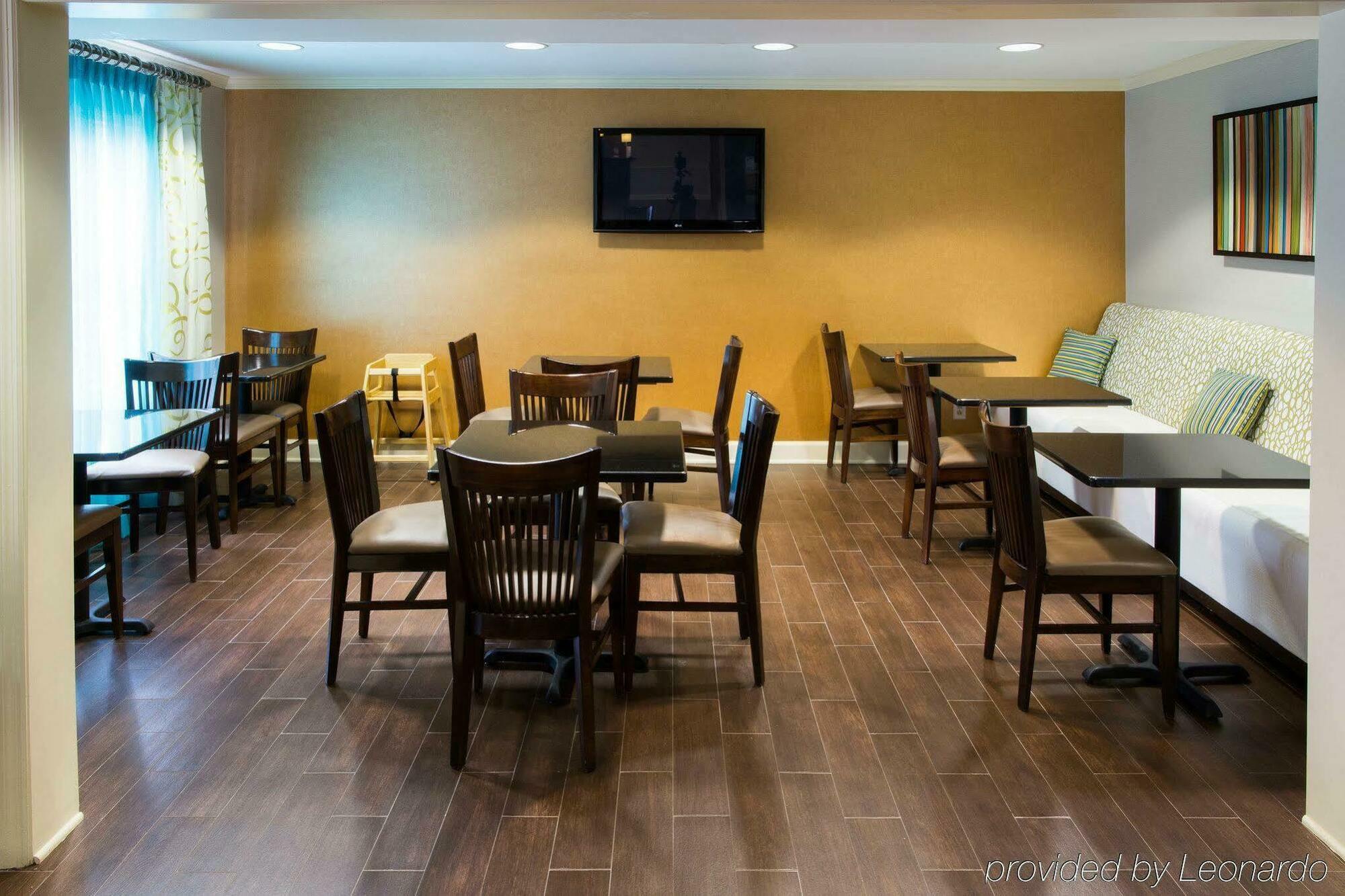 Holiday Inn Express Alpharetta - Roswell By Ihg Eksteriør billede